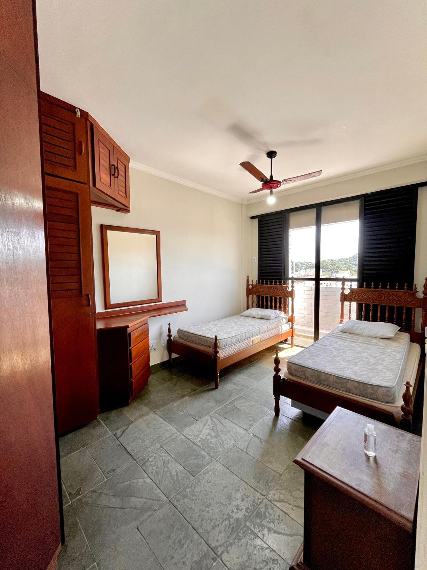 Apto Com Piscina 2 Quadras Da Praia Guaruja Bagian luar foto